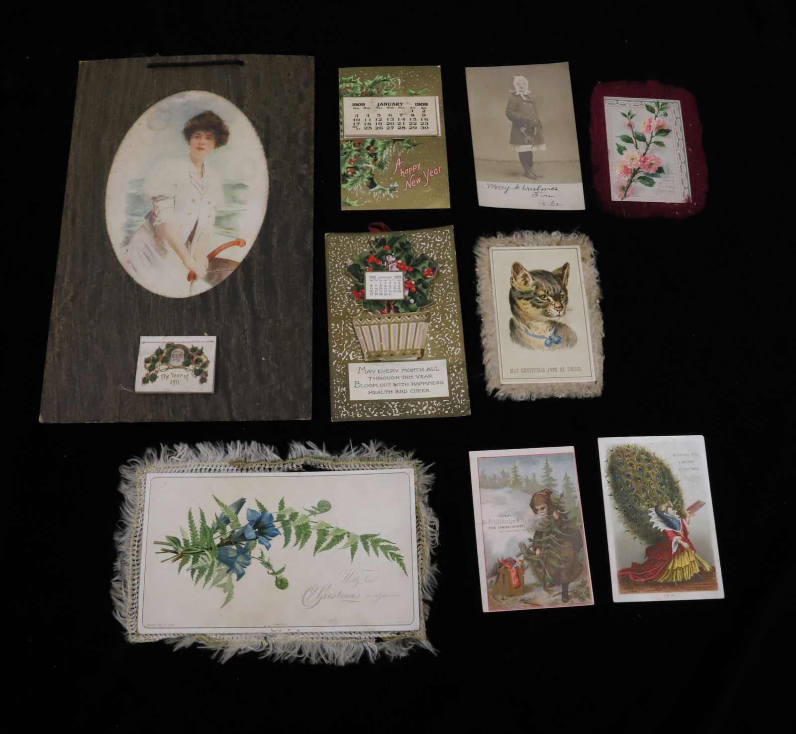 LOT OF ANTIQUE CHRISTMAS CALENDARS, TRADE CARDS AND MORE (1 of 5)