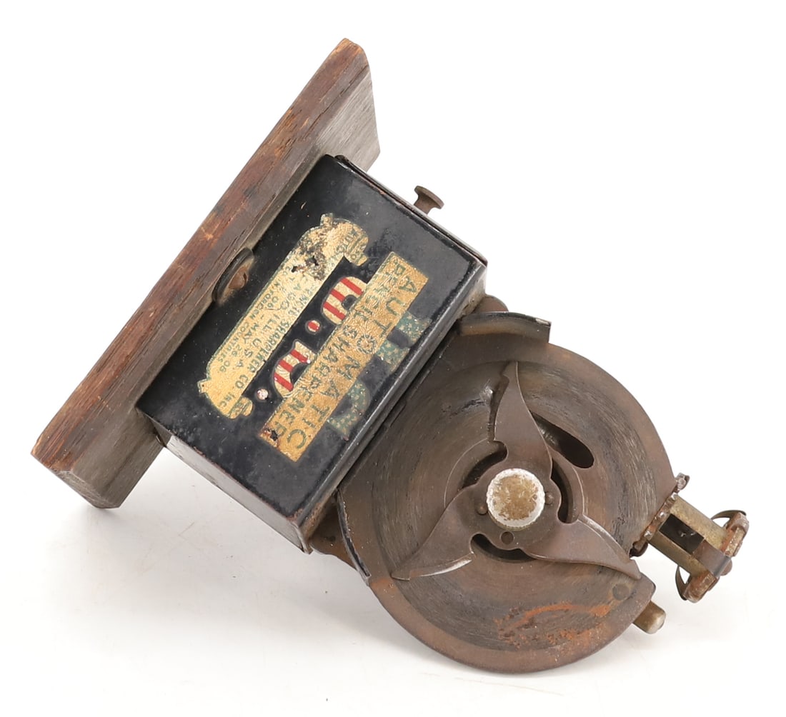 AUTOMATIC PENCIL SHARPENER - 5