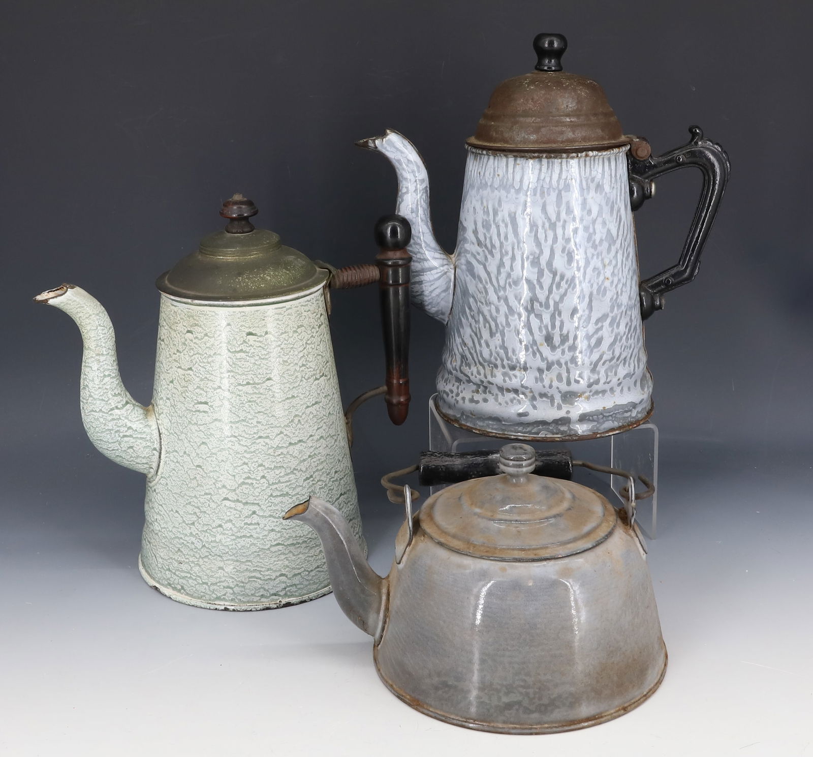 (3) AGATEWARE TEAPOTS - 3