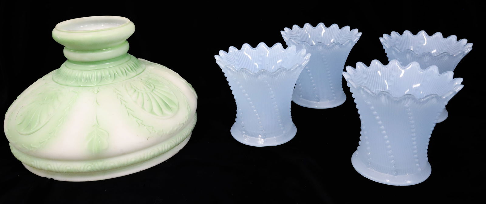 LOT OF VINTAGE GLASS SHADES (1 of 5)