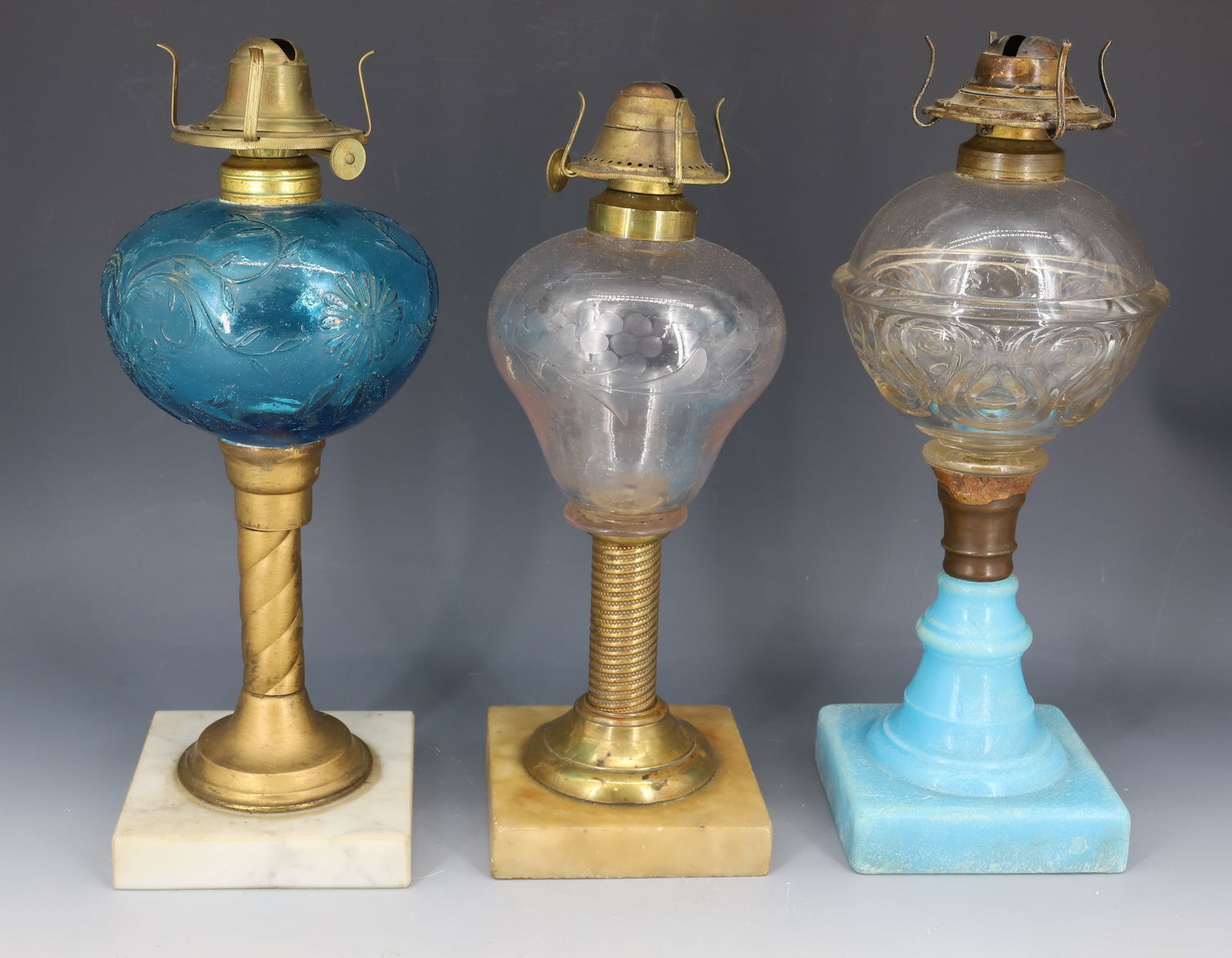 (2) PEDESTAL KEROSENE LIGHTS (1 of 6)