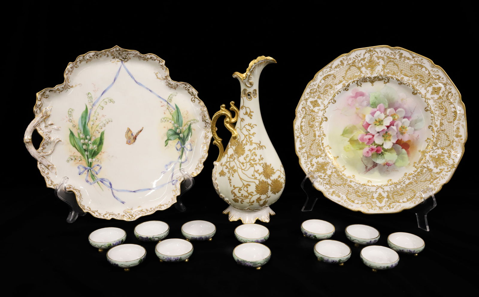 LOT OF EUROPEAN DECORATED PORCELAIN (1 of 9)