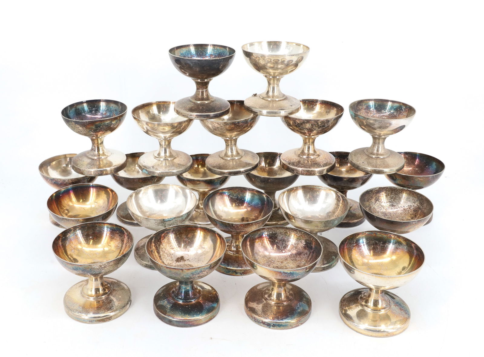 LOT OF SILVERPLATE DESSERT CUPS (1 of 3)