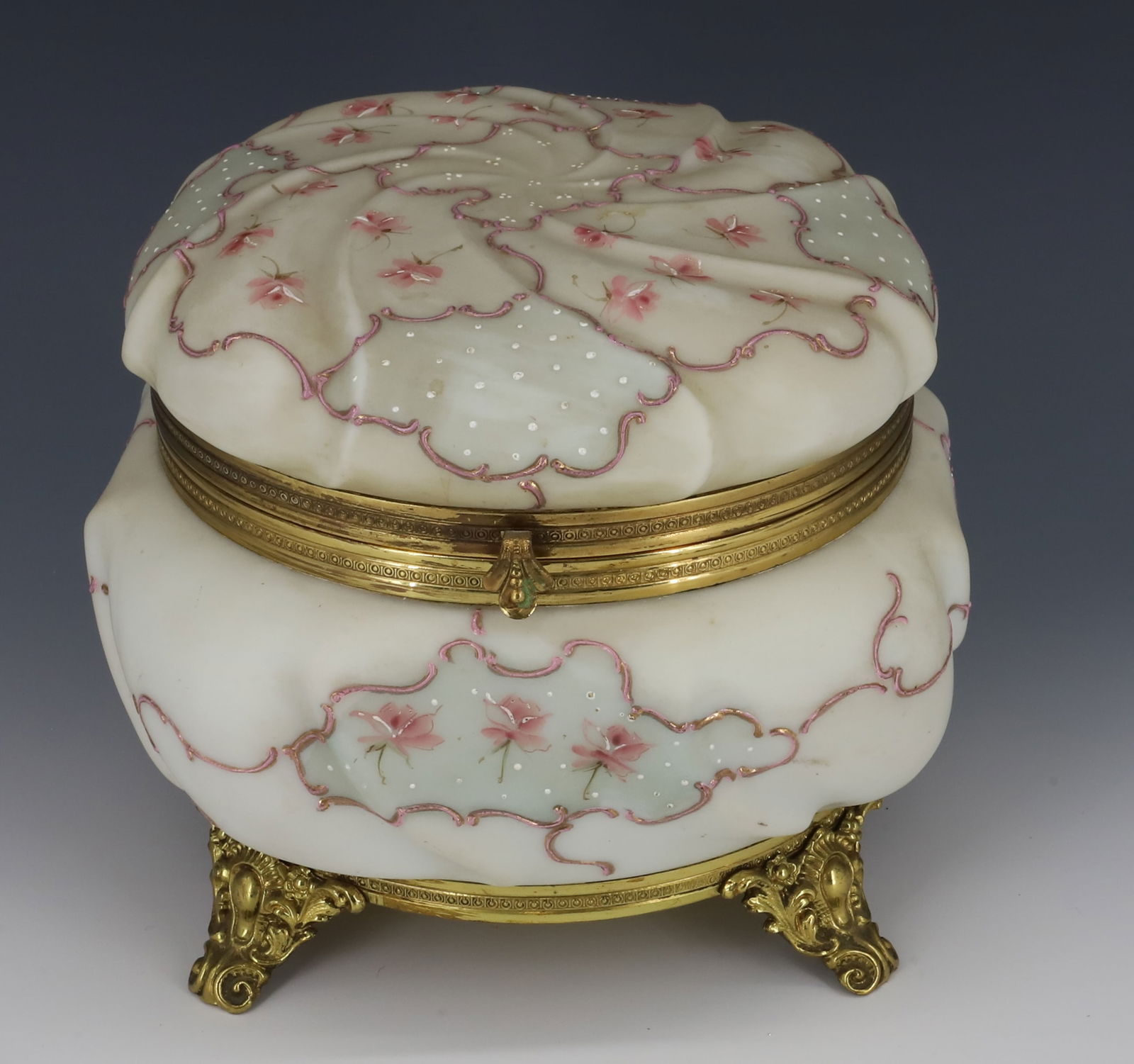 ANTIQUE WAVECREST DRESSER / JEWEL BOX: HINGED TOP WITH LINED INTERIOR. BRASS MOUNTS. 6" X 7" X 7".