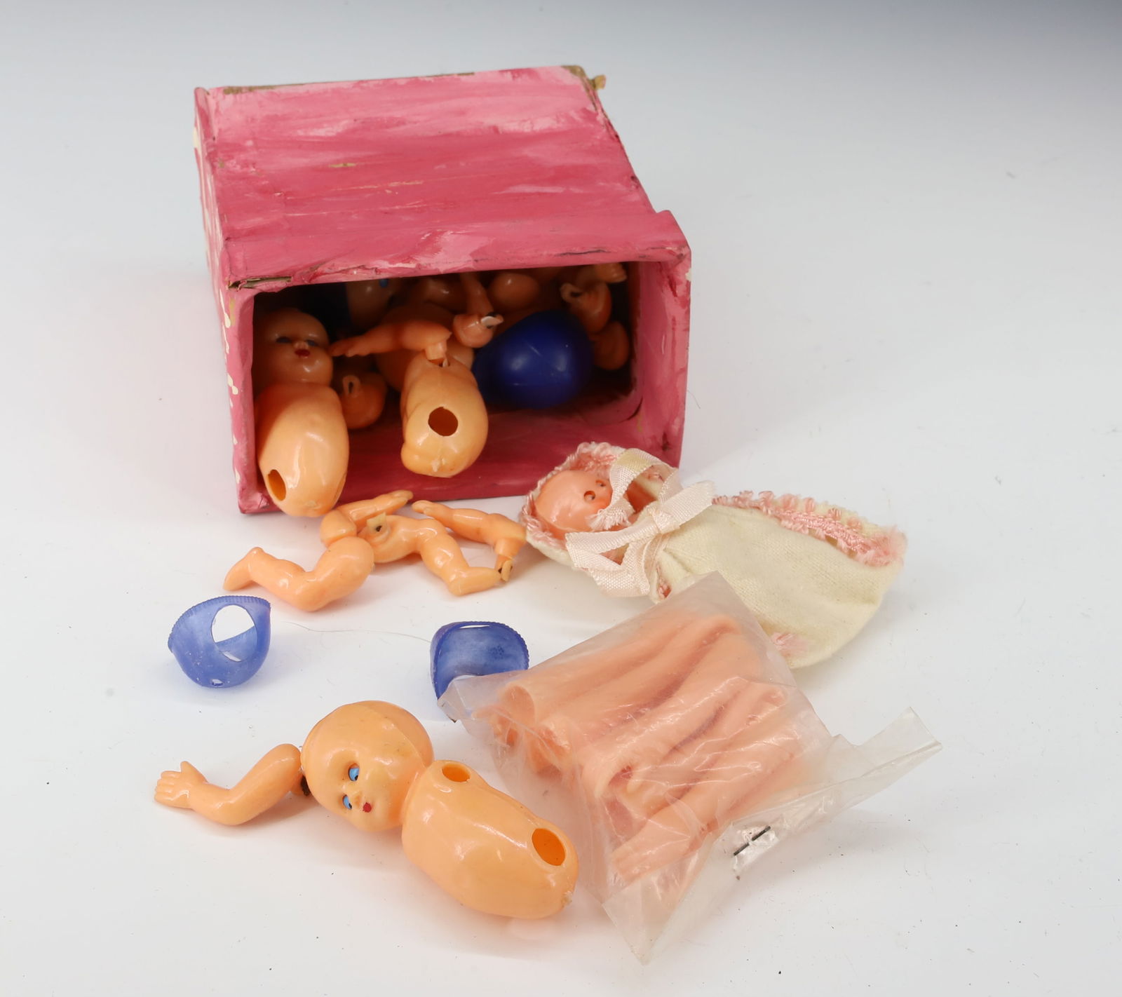 SANTA CLAUS CANDY CONTAINER - 2