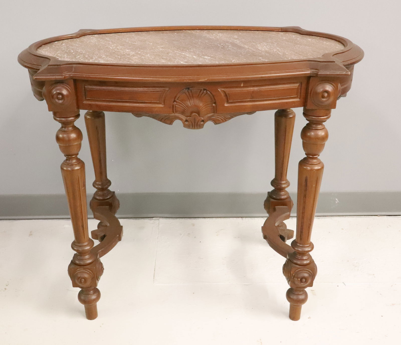 WALNUT VICTORIAN TABLE - 5