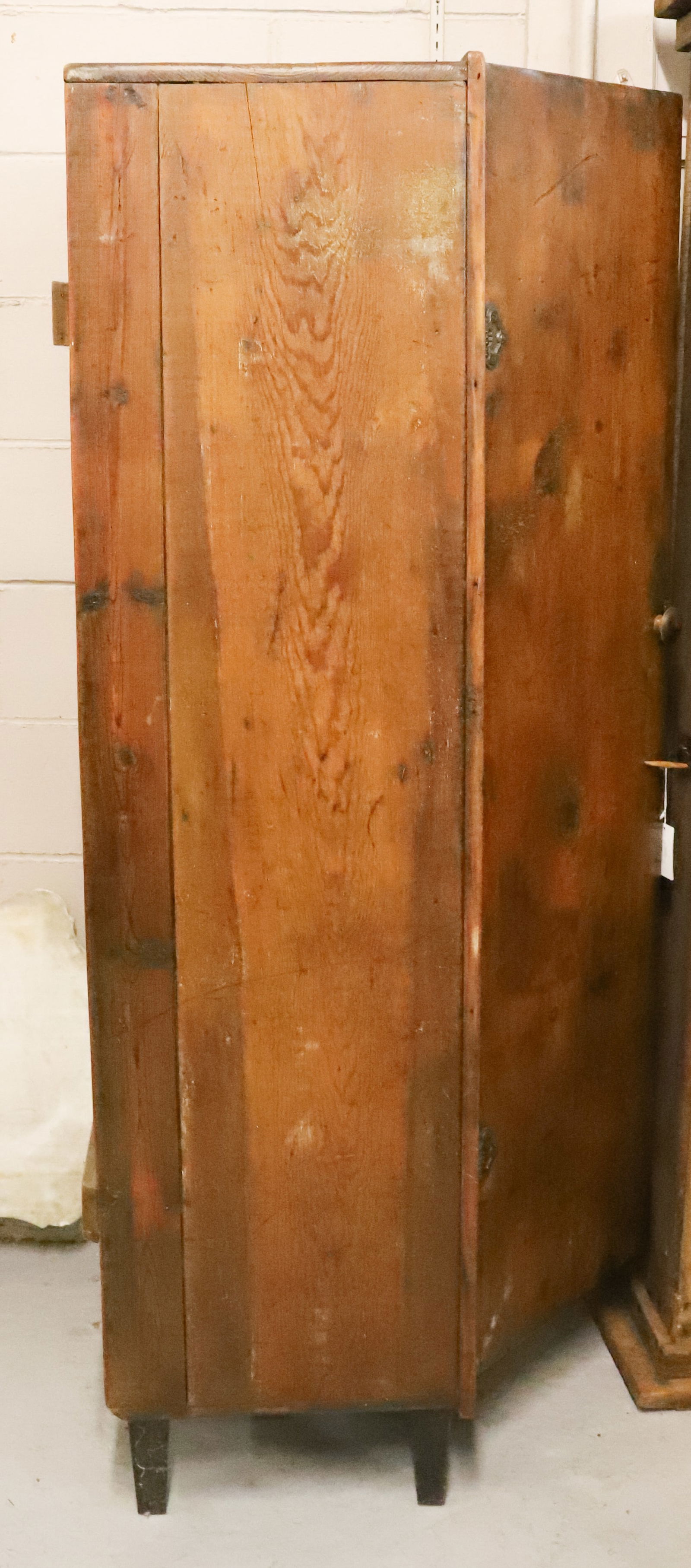 19TH C. CHIMNEY CUPBOARD - 6