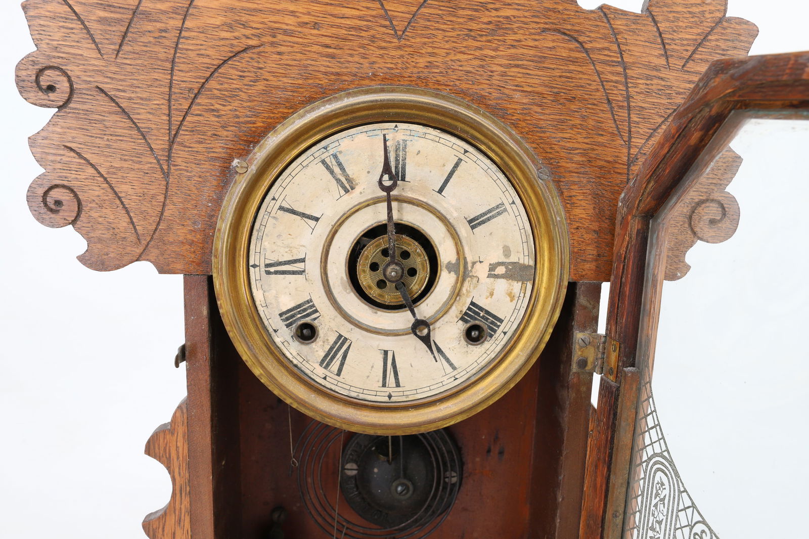 VICTORIAN OAK GINGERBREAD CLOCK - 4