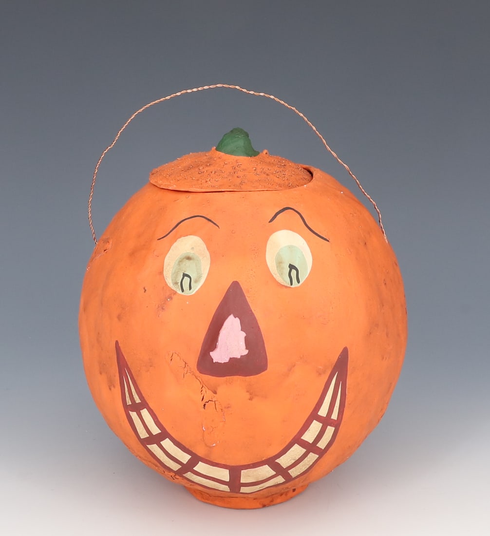 PAPIER MACHE HALLOWEEN PUMPKIN (1 of 6)