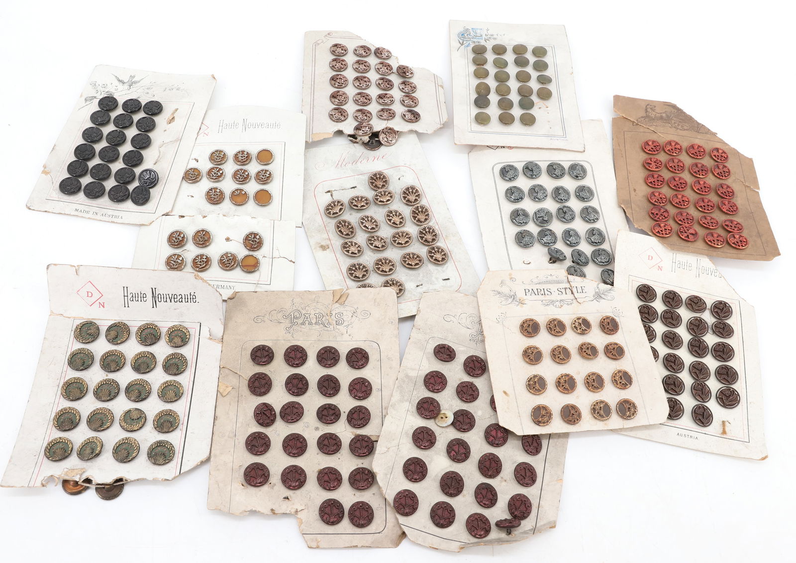 LOT OF VINTAGE BUTTONS ON CARDSTOCK (1 of 7)