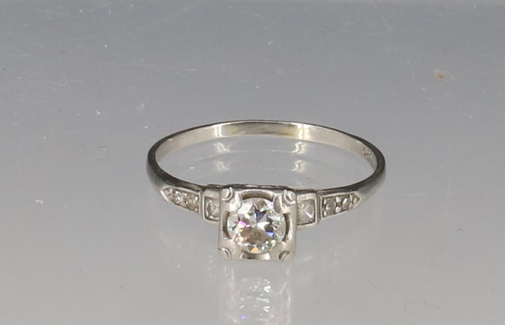 14K WHITE GOLD DIAMOND RING (1 of 4)