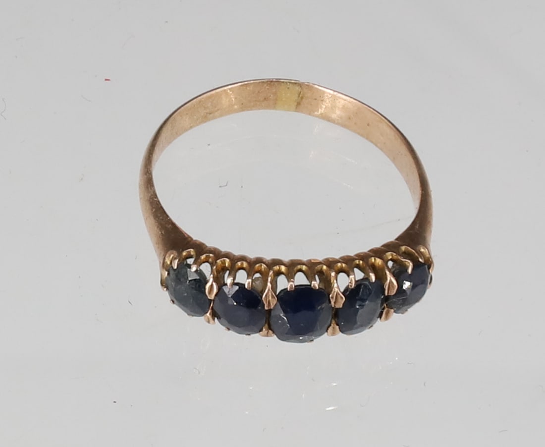 VICTORIAN 10K GOLD SAPPHIRE RING (1 of 5)