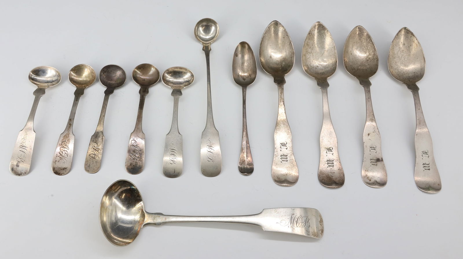 (12) AMERICAN COIN SILVER MUSTARD SPOONS LOT (1 of 2)