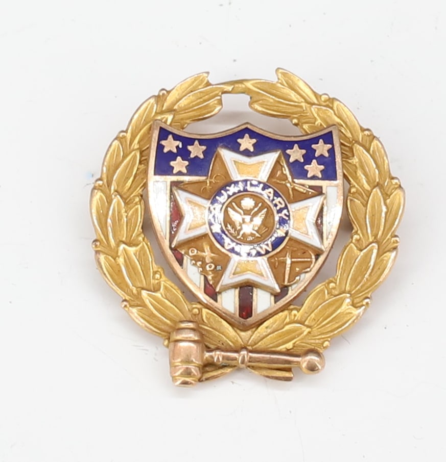 10K VFW AUXILIARY MEDAL (1 of 2)