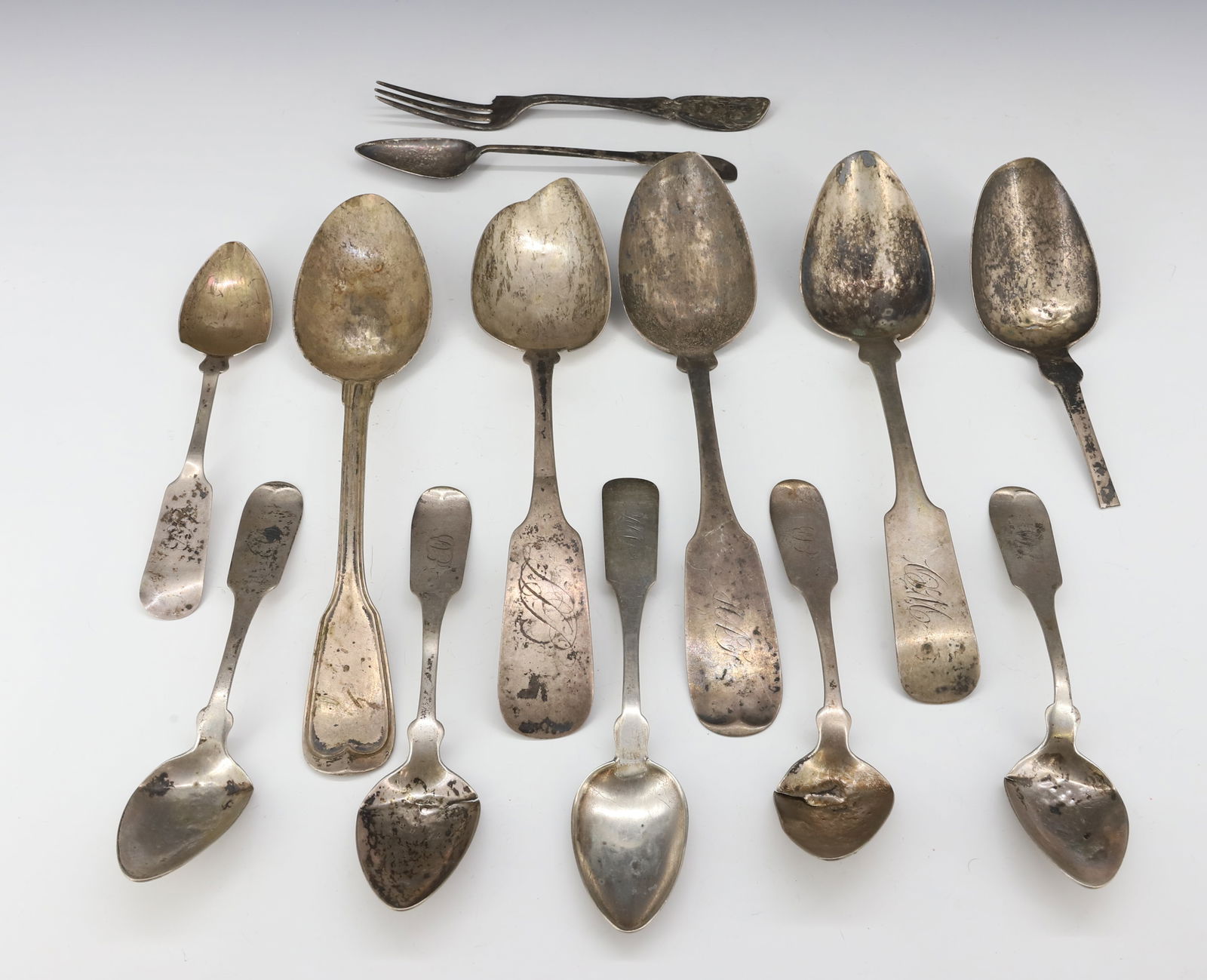 COIN SILVER DAMAGED SPOONS: TOTAL WEIGHT 11.2 OZT PLEASE READ CAREFULLY - SINCE THIS IS A JEWELRY AND COIN SALE PLEASE NOTE. ITEMS MUST BE PAID FOR THROUGH LIVE AUCTIONEERS OR WITH CASH OR CHECK IN PERSON - Terms for