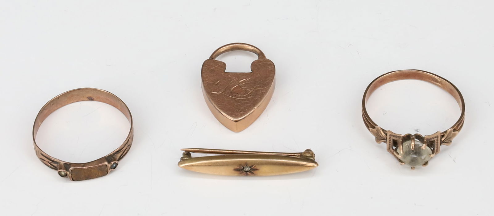 10K VICTORIAN GOLD RINGS,HEART LOCK: HANDMADE HEART LOCK ROSE GOLD, RINGS ONE WITH GLASS STONE, ONE WITH AGATE STONE SIZES 6 1/2, 7, AND SMALL PIN WITH DIAMOND 1" TOTAL WEIGHT PLEASE READ CAREFULLY - SINCE THIS IS A JEWELRY AND