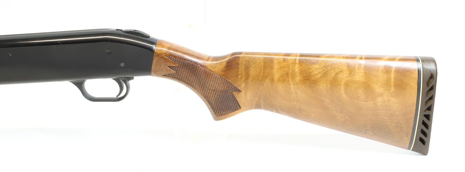 MOSSBERG MODEL 500 E PUMP SHOTGUN - 8