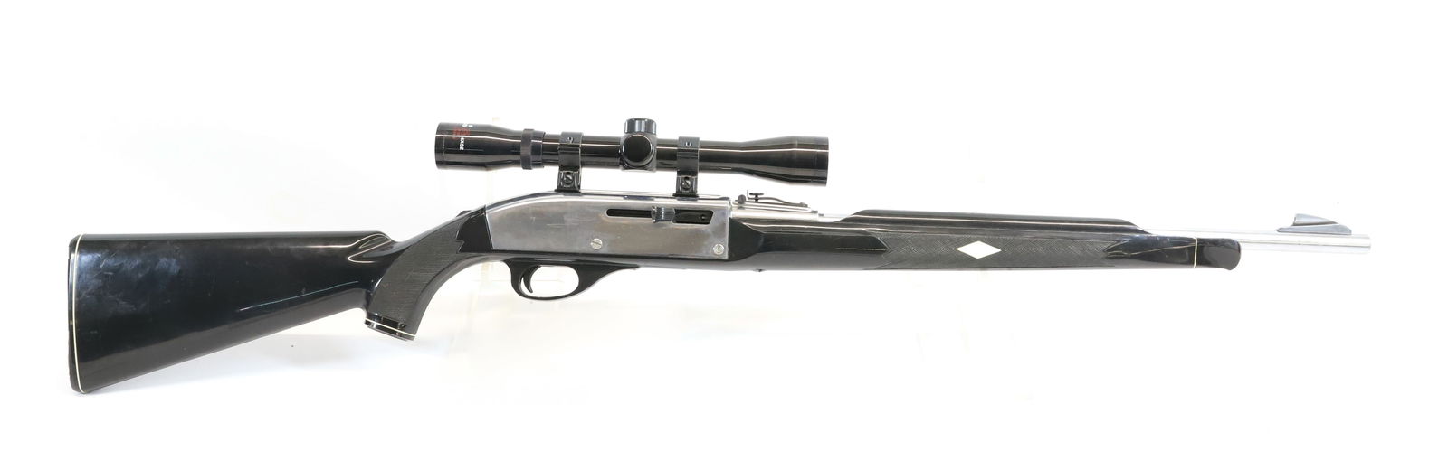 REMINGTON NYLON 66 SEMI AUTO RIFLE (1 of 9)