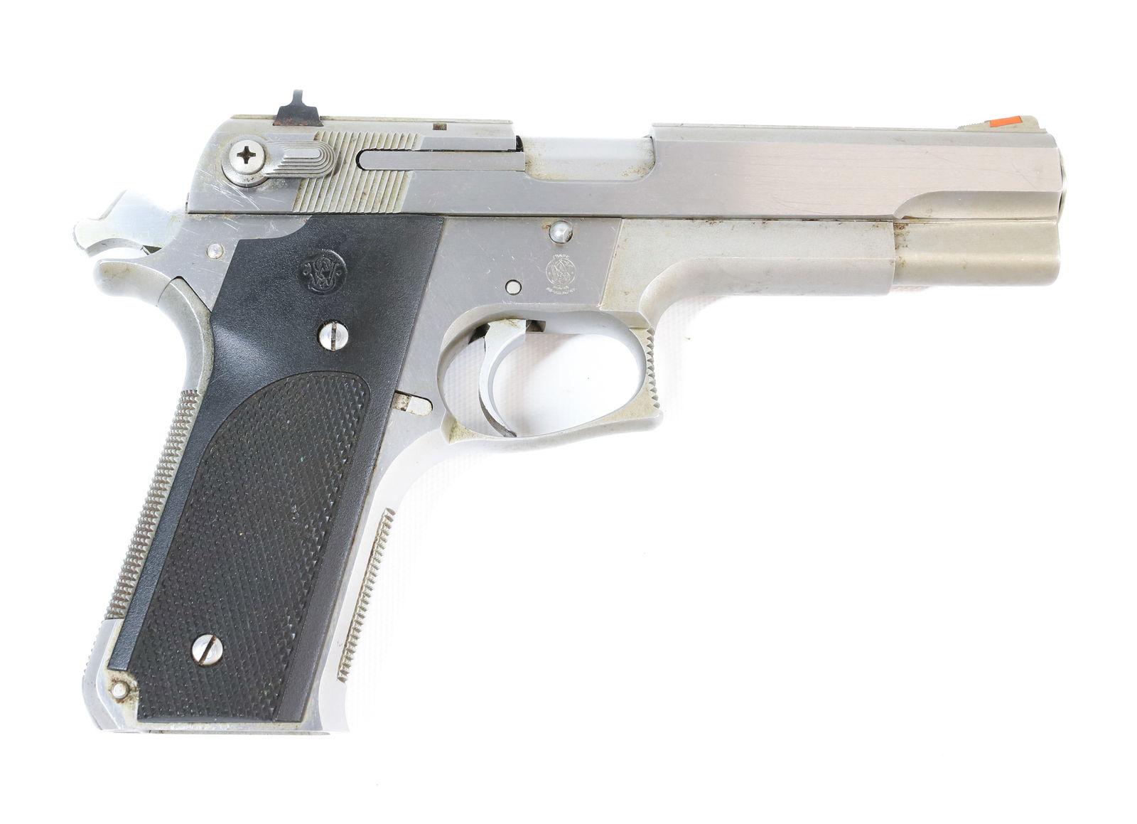 SMITH AND WESSON MODEL 645 SEMI AUTO PISTOL: 45 AUTO, SERIAL# TBF7457, 5" BARREL - NO CLIP THIS GUN REQUIRES REGISTRATION OR AN FFL TRANSFER TO PURCHASE PLEASE READ CAREFULLY BEFORE BIDDING. ALL PAYMENTS MUST BE MADE BEFORE ITEMS CAN BE SHIPPED.