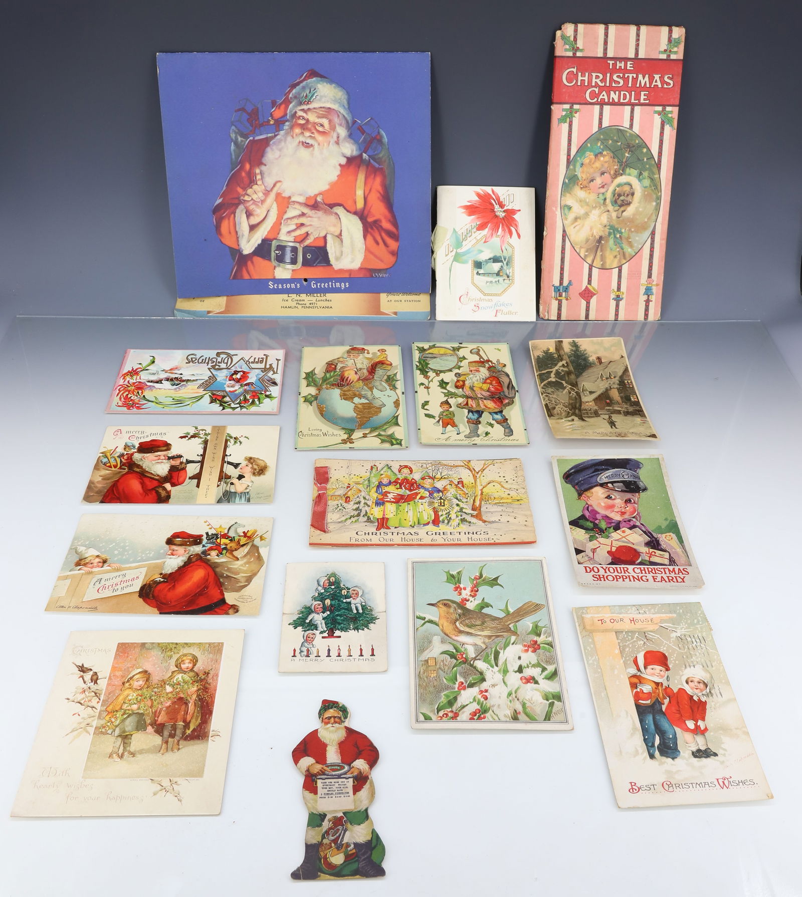 LOT OF CHRISTMAS PAPER GOODS (1 of 5)