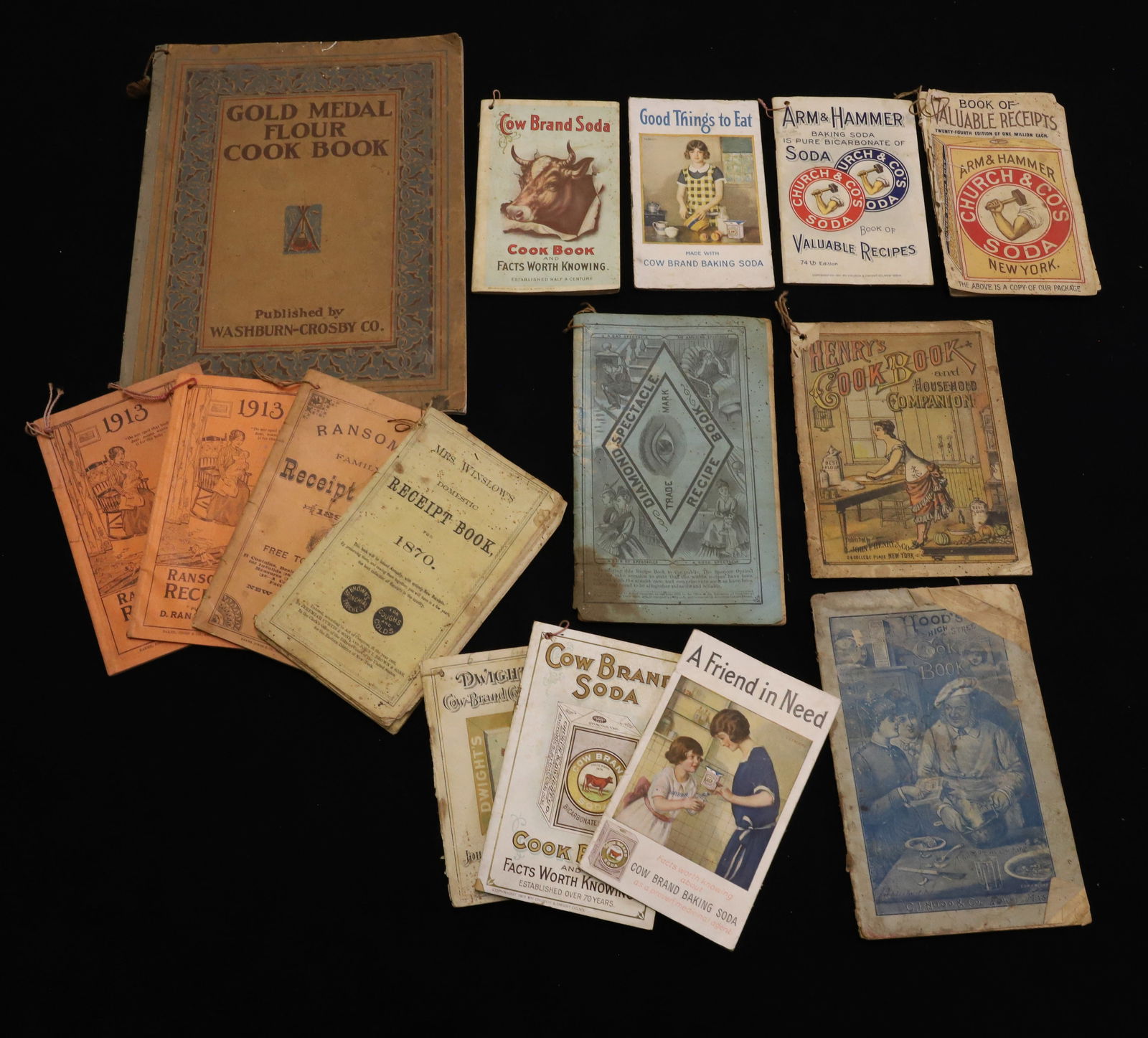 LOT OF RECIPE AND RECEIPT BOOKLETS (1 of 5)