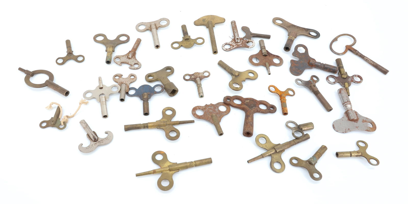 LOT OF CLOCK KEYS (1 of 4)