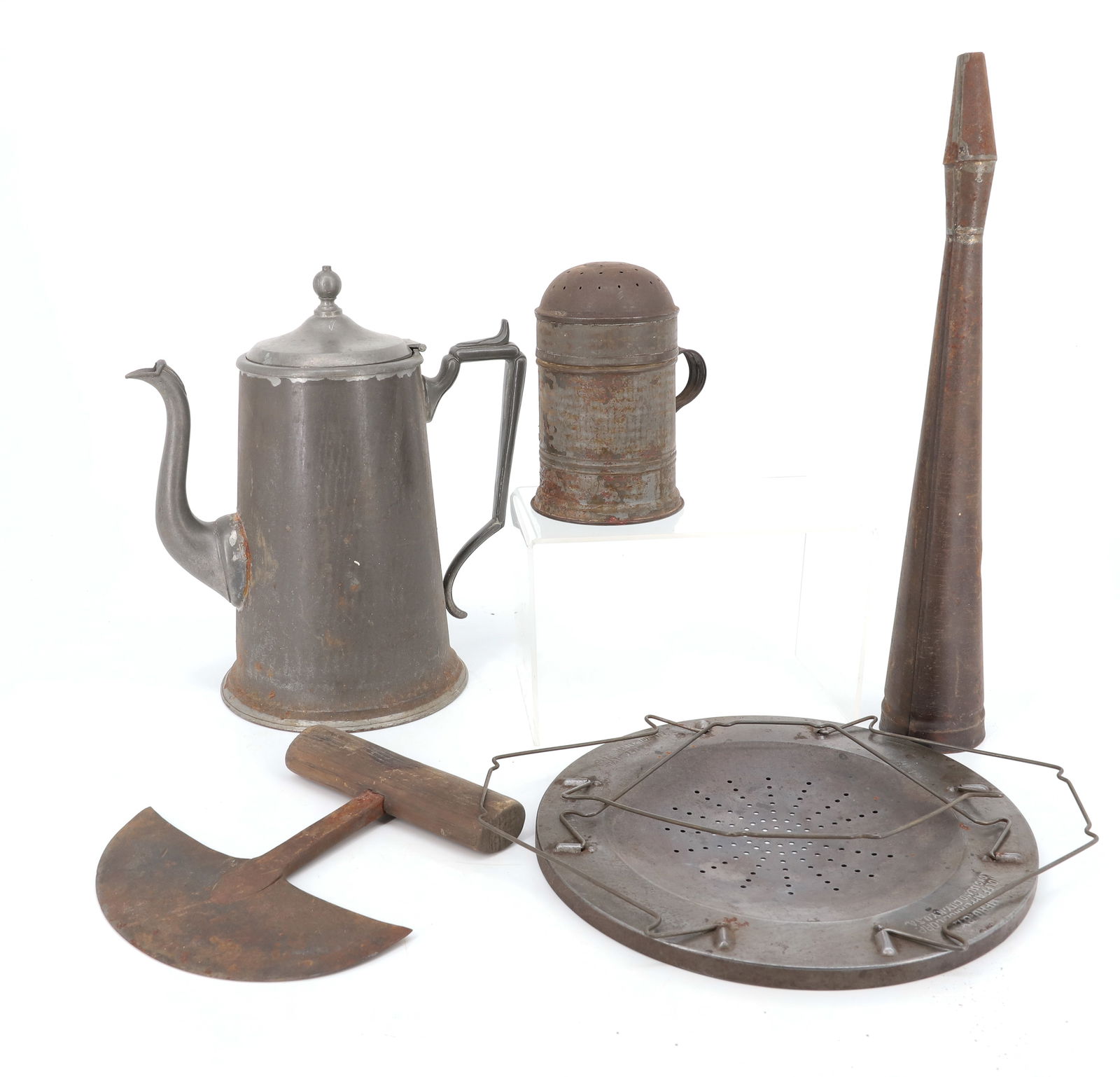 LOT OF VINTAGE KITCHENWARE (1 of 4)