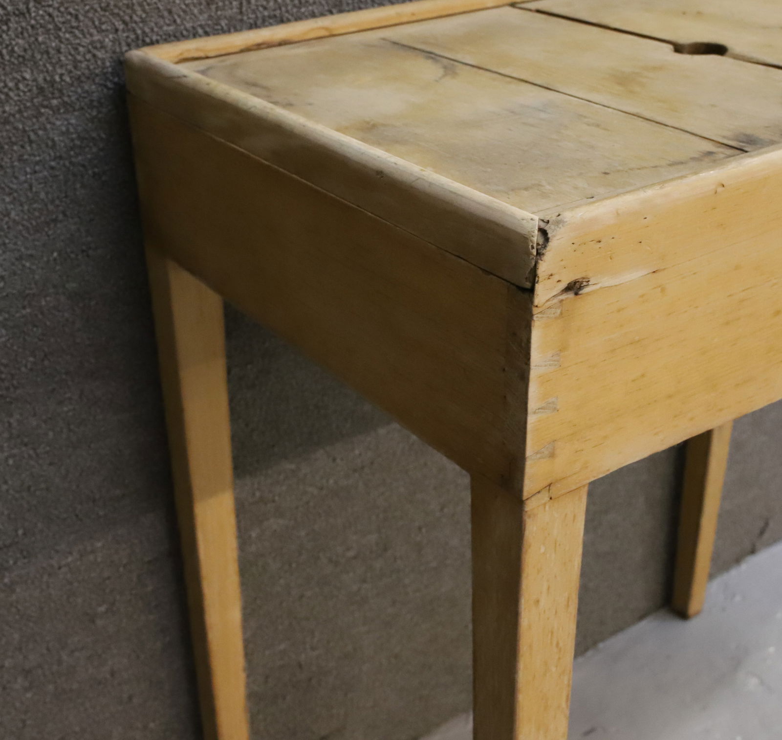 19TH C. COUNTRY SORTING / WORK TABLE - 4