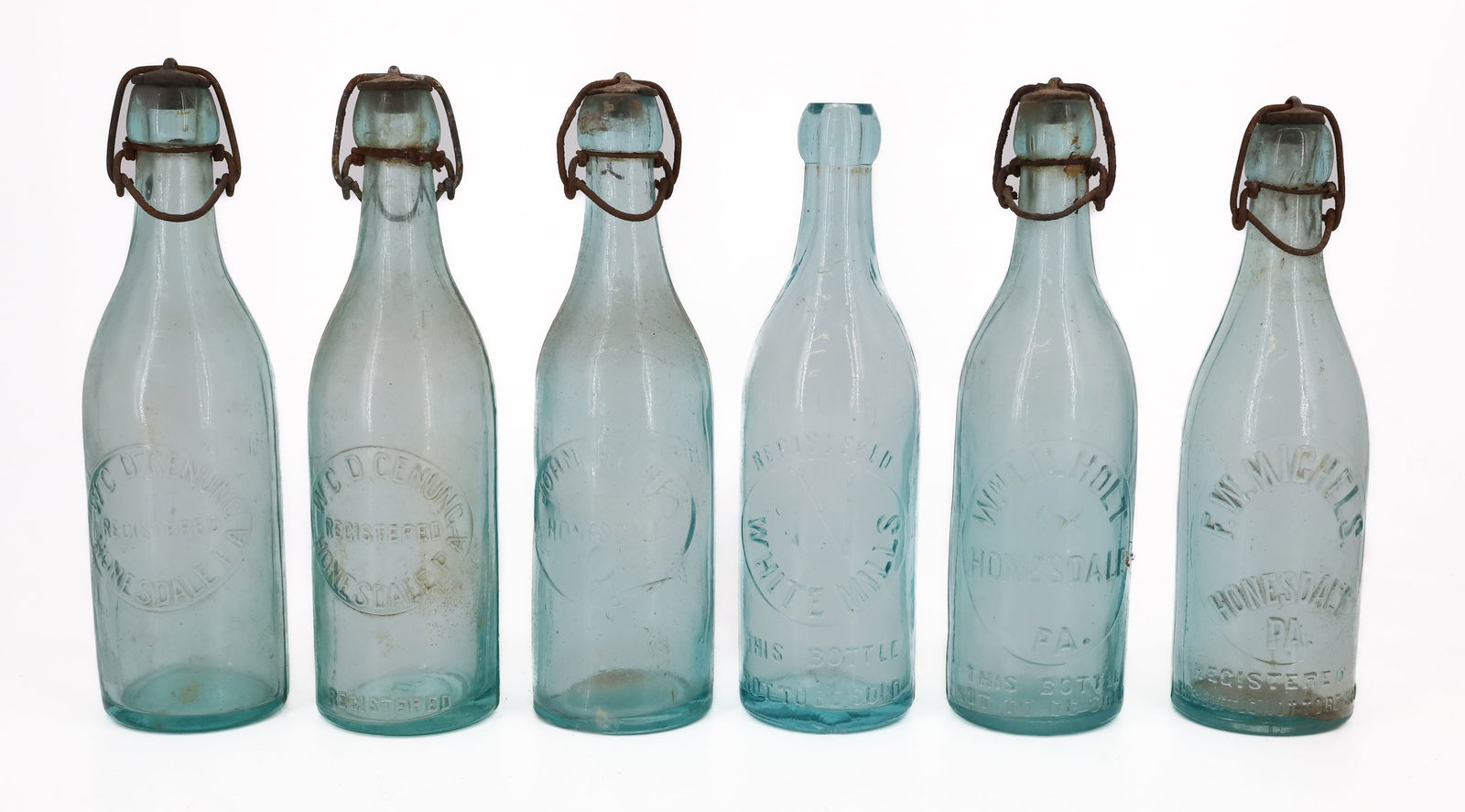 LOT OF HONESDALE, PA BOTTLES (1 of 5)