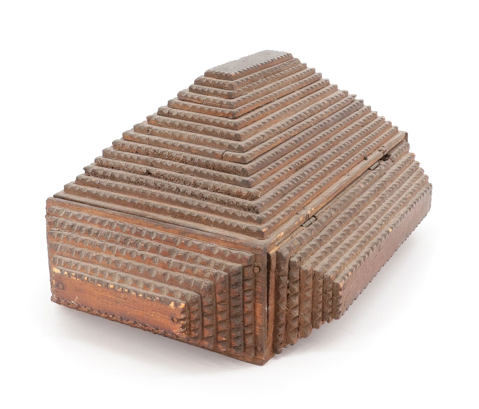 TRAMP ART DRESSER BOX - 4