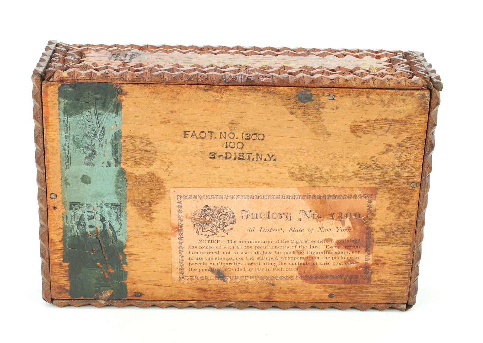 TRAMP ART "HANDKERCHIEF" BOX - 7