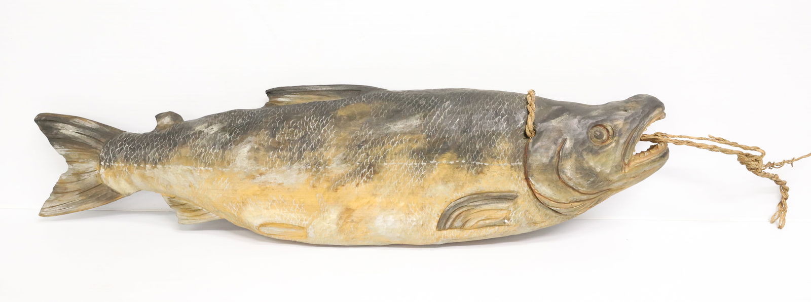 CARVED AND PAINTED FISH MOUNT (1 of 5)