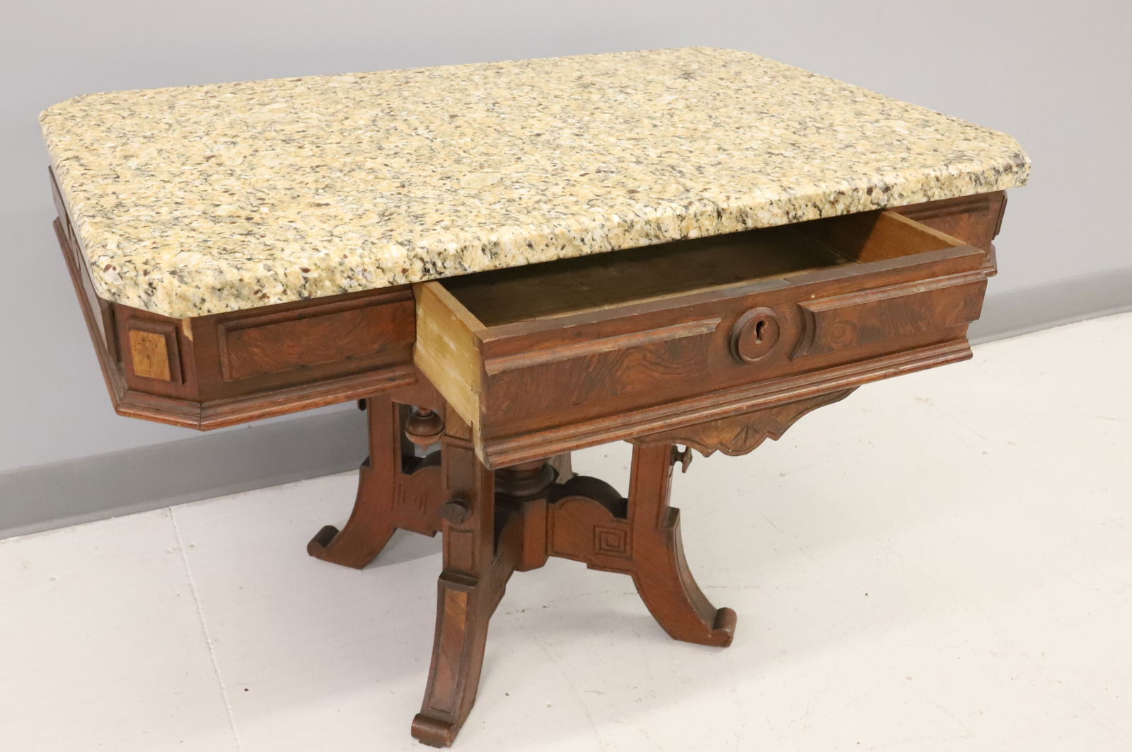 VICTORIAN MARBLE TOP TABLE - 5