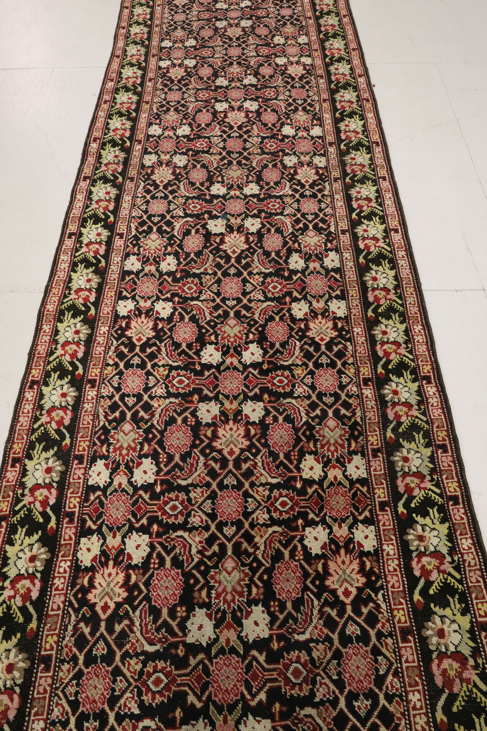 VINTAGE ORIENTAL RUNNER - 5