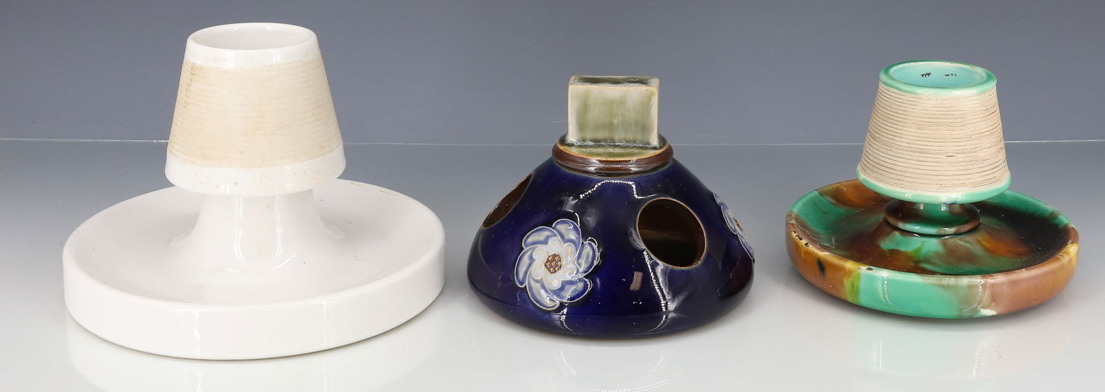 LOT OF MATCH HOLDERS / STRIKERS (1 of 5)