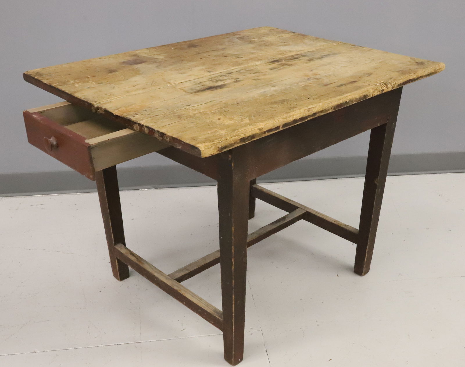 19TH C. SCRUB TOP TABLE - 2
