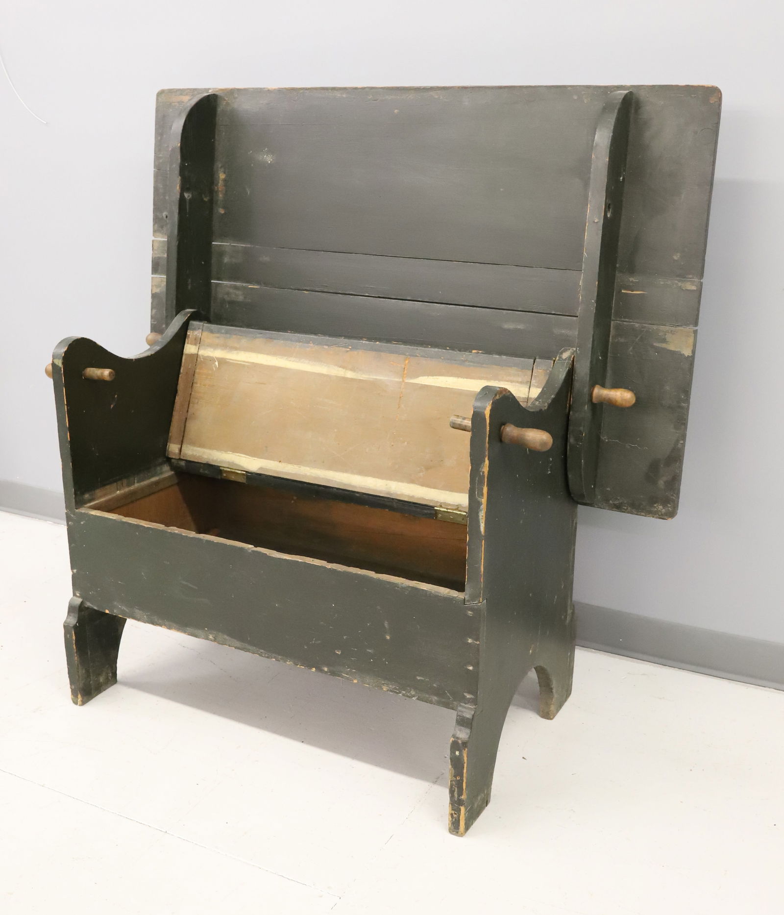 PAINTED HUTCH TABLE - 4