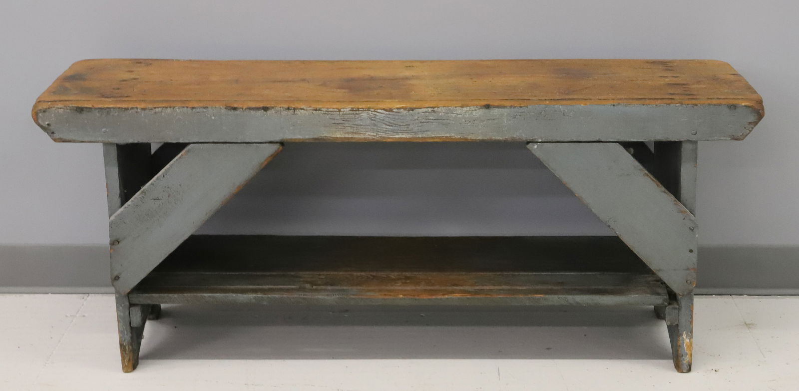 GRAY PAINTED COUNTRY BENCH (1 of 5)
