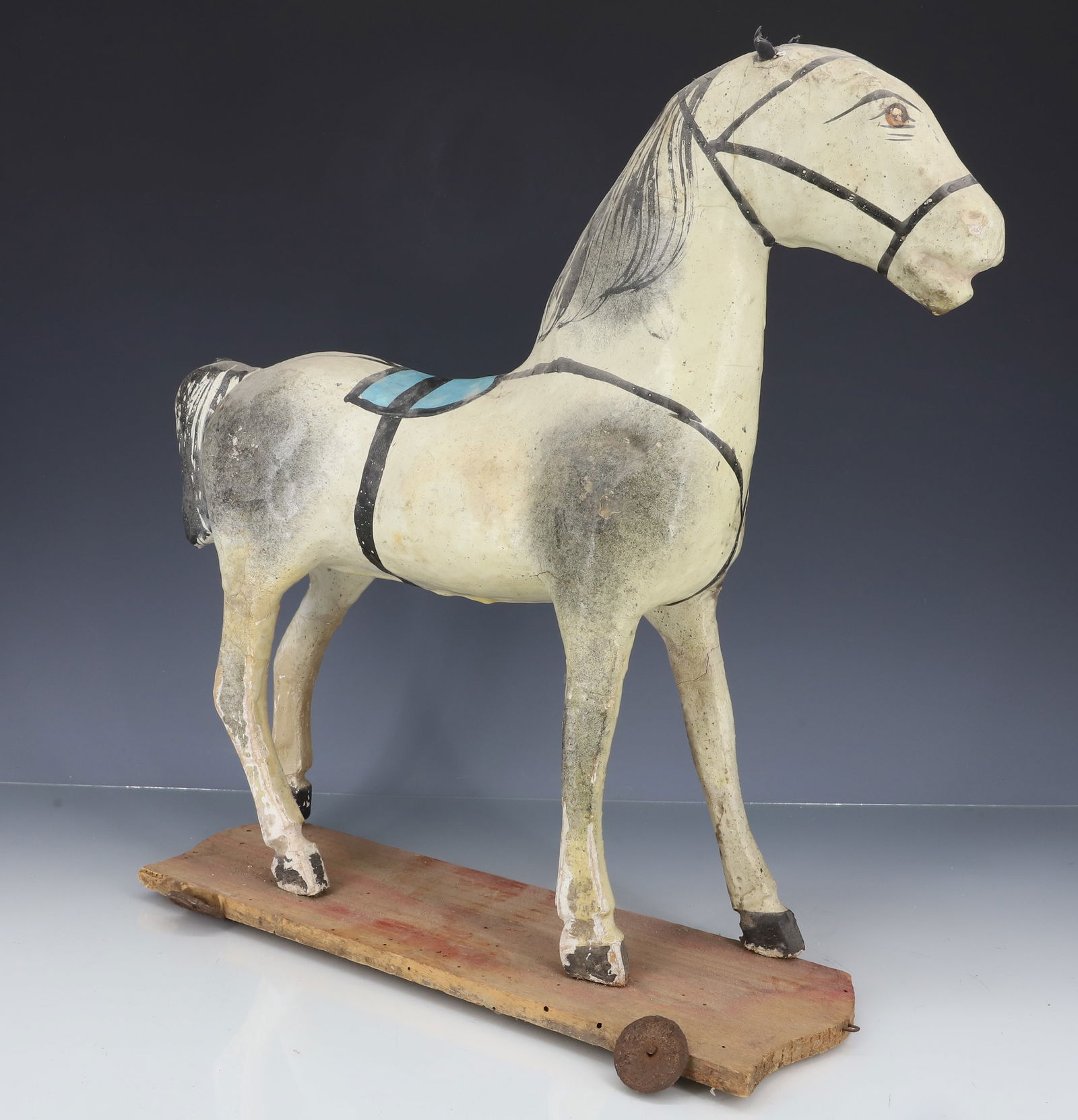 PAINTED COMPOSITION HORSE PULL-TOY - 3