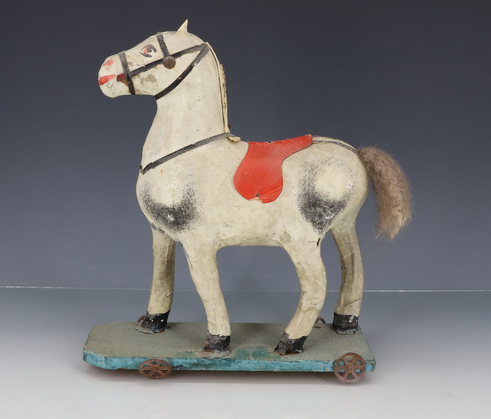 PAINTED COMPOSITION HORSE PULL-TOY (1 of 6)