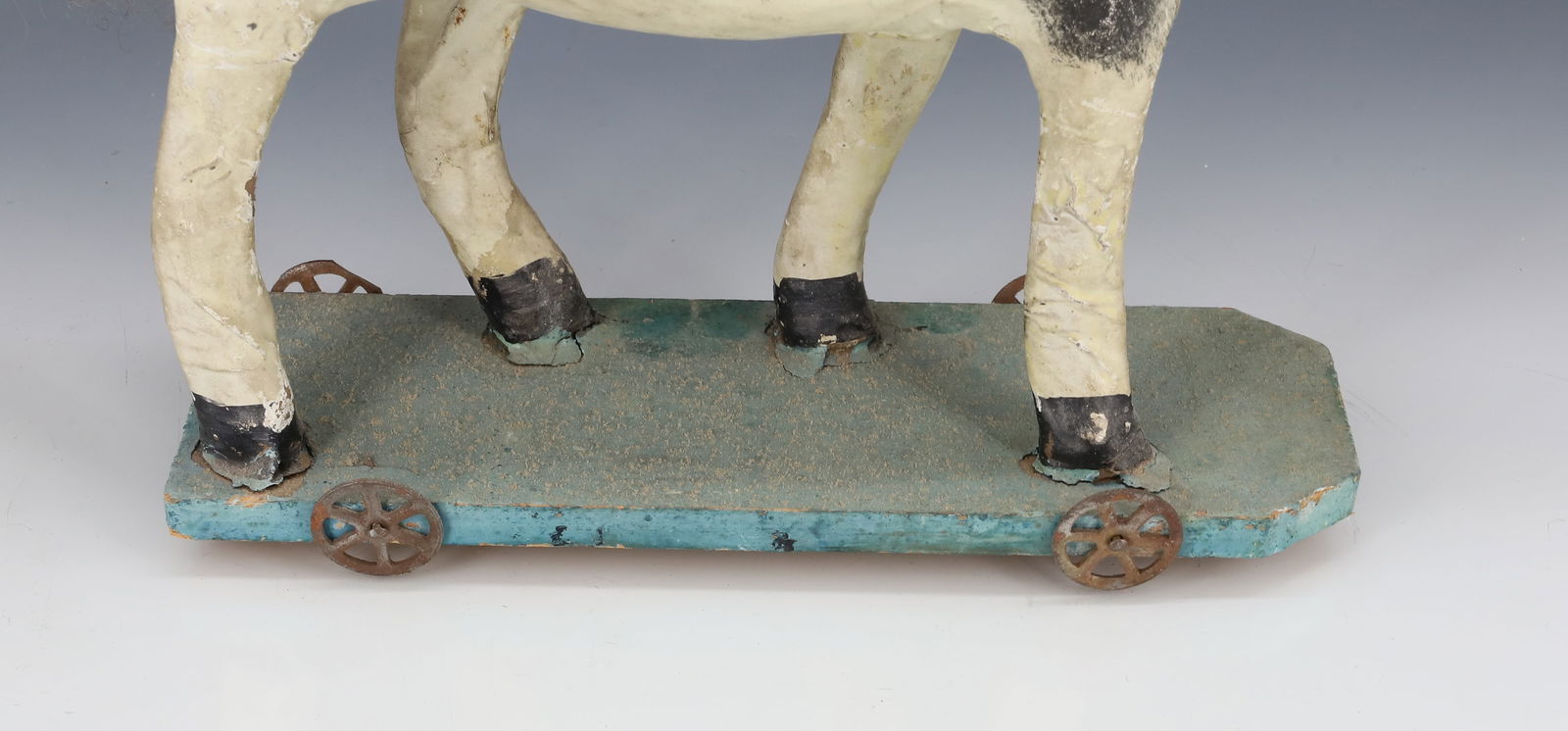 PAINTED COMPOSITION HORSE PULL-TOY - 6