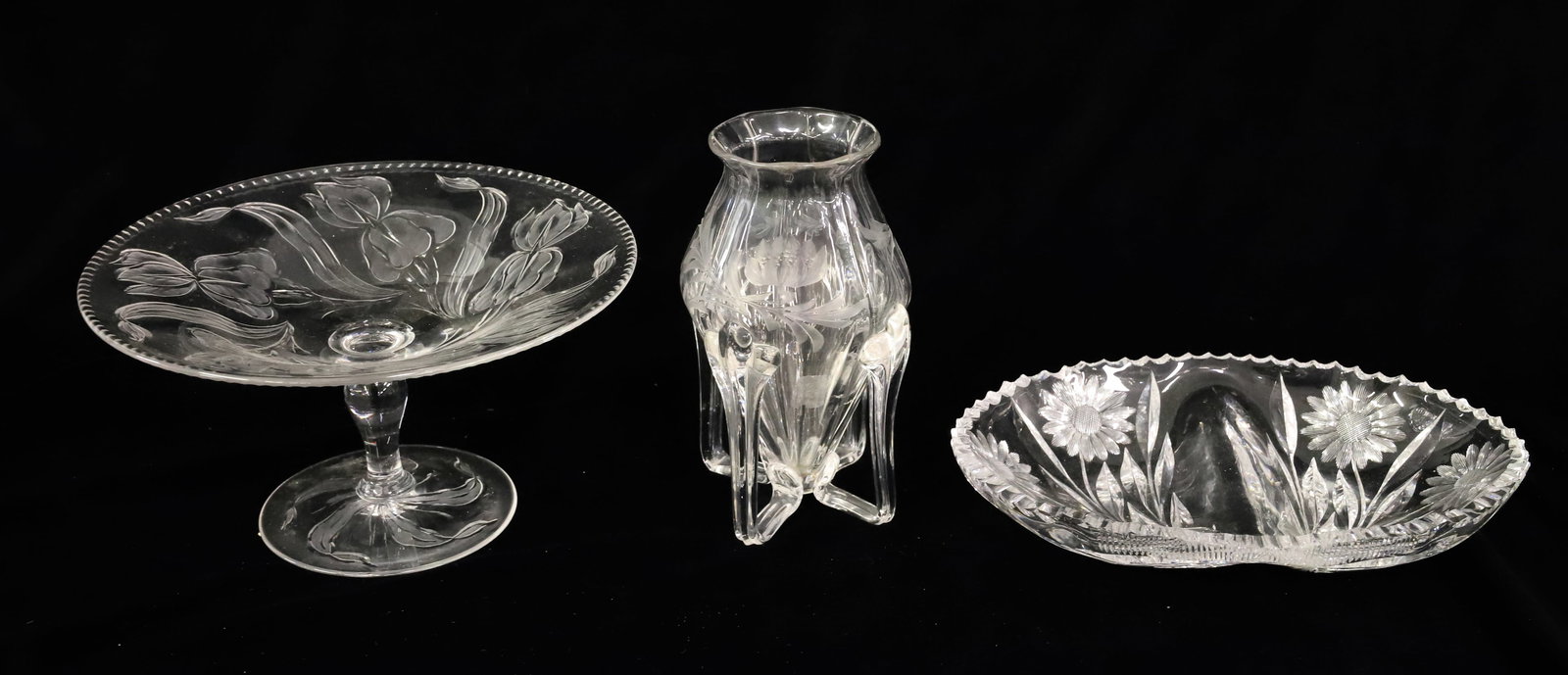 (3) DORFLINGER DECORATED GLASS: KALANA LINE COMPOTE, LOTUS VASE AND DAISY DIVIDED DISH 4 1/4" X 8" DIA, 6"H,8 1/2" X 5 3/4" PLEASE READ CAREFULLY - ITEMS MUST BE PAID FOR THROUGH LIVE AUCTIONEERS OR WITH CASH OR CHECK IN PERSON - Te