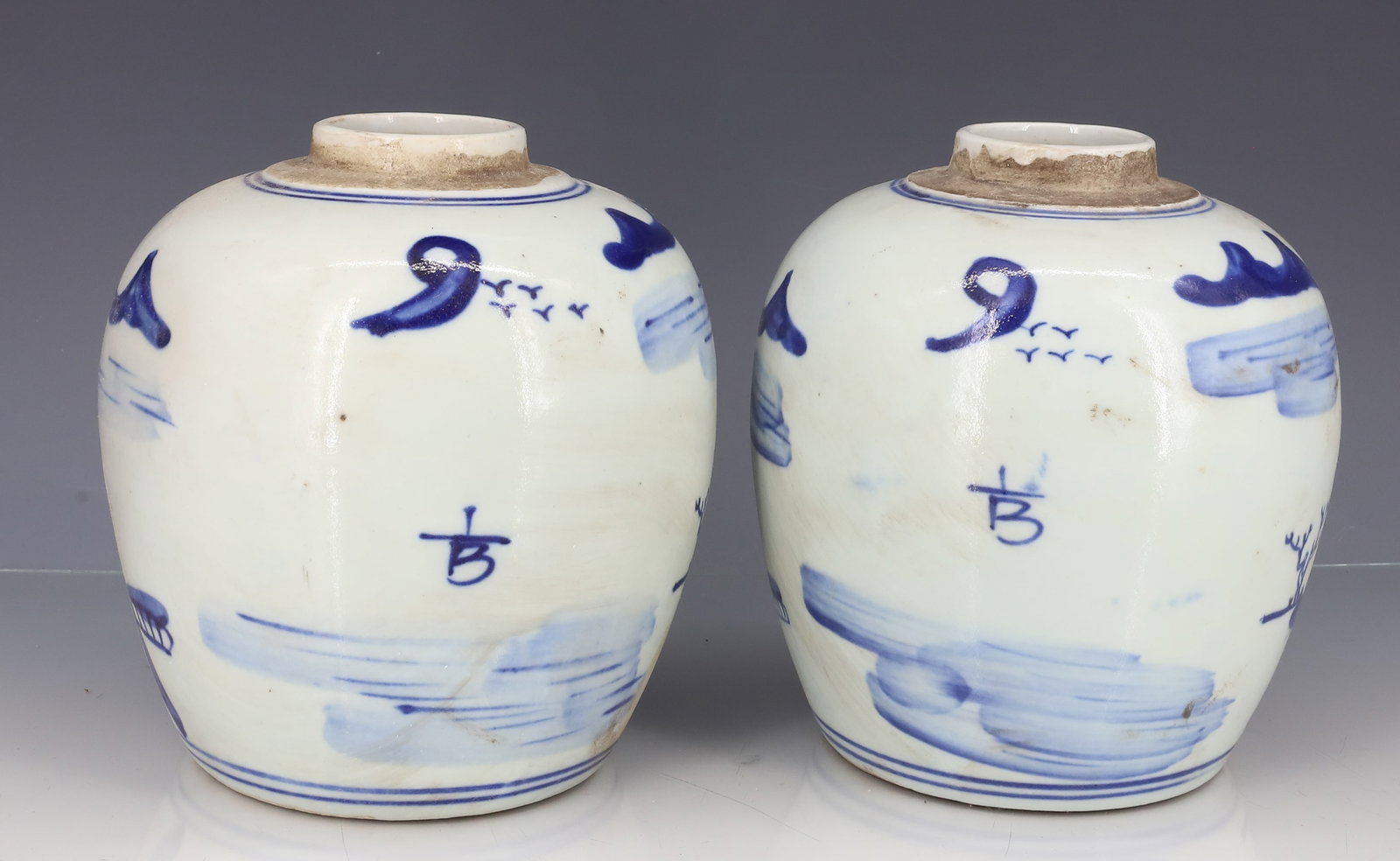 CHINESE EXPORT PAIR GINGER JARS - 4