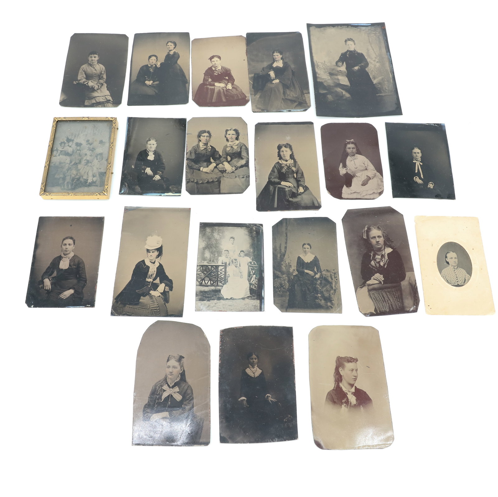 FEMALE TINTYPE LOT (1 of 8)