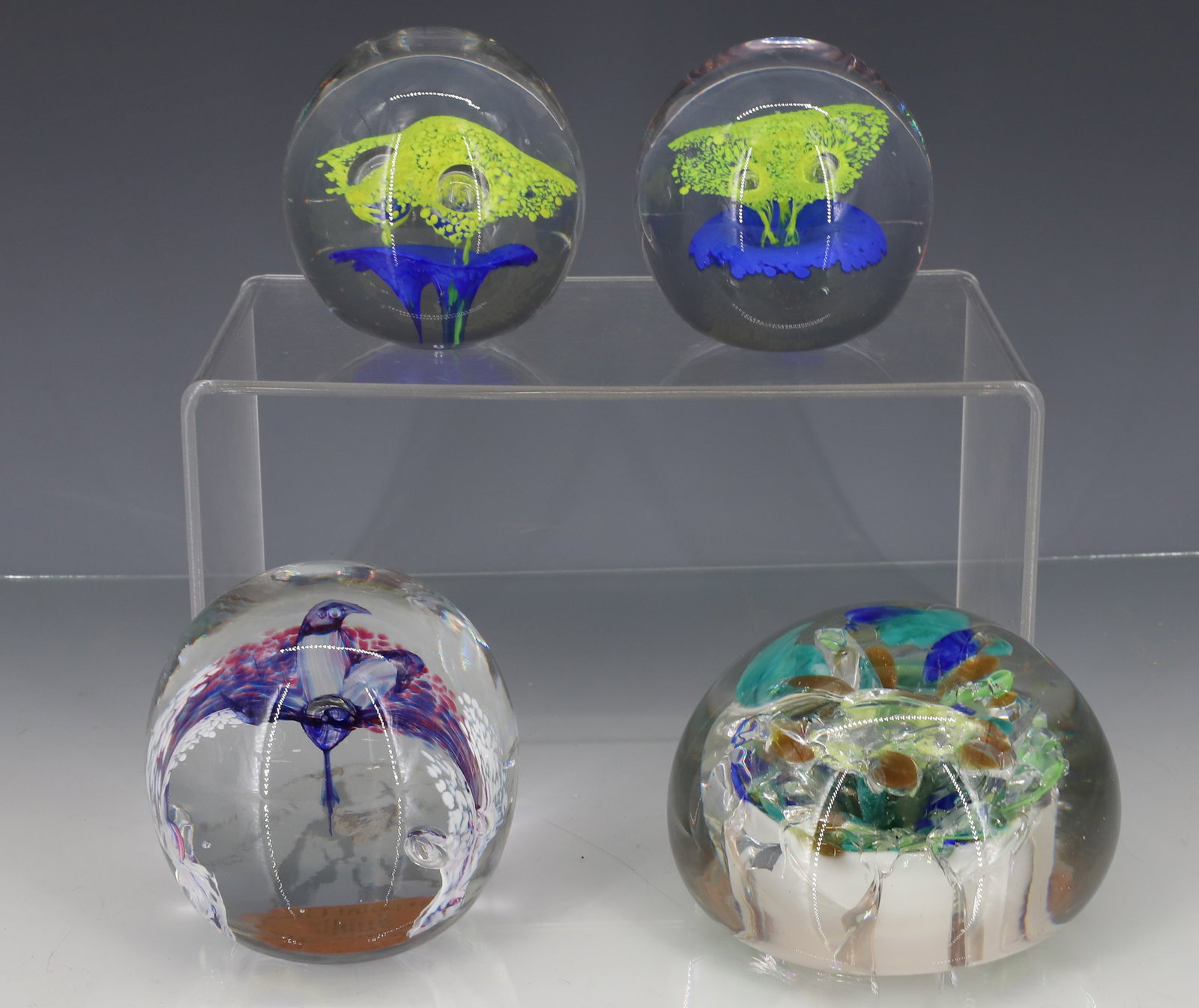 (4) ART GLASS PAPERWEIGHTS (1 of 8)