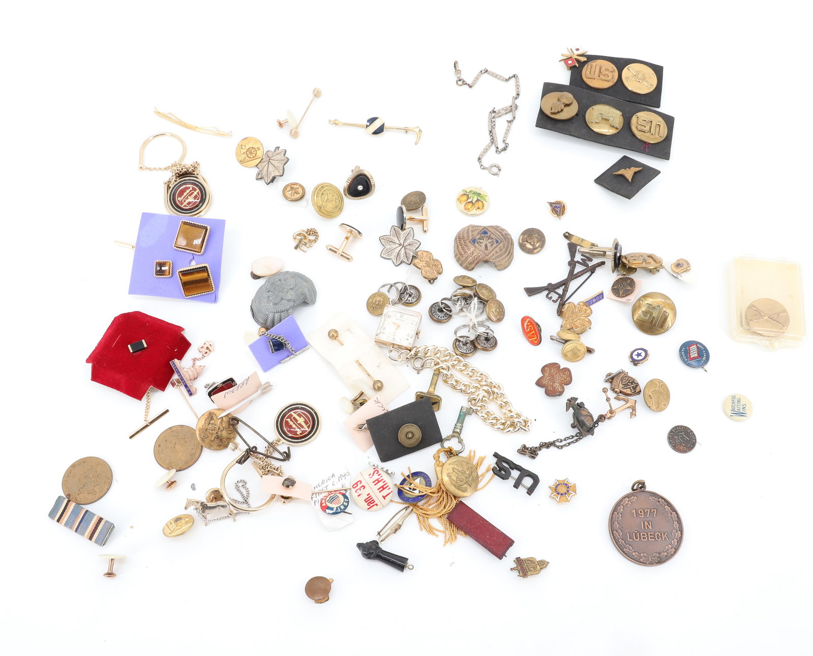 MILITARY BUTTON LOT: MILITARY, BOY SCOUTS, GIRL SCOUTS ITEMS, LUCITE WATCH ON BRACELET, CUFFLINKS ETC PLEASE READ CAREFULLY - ITEMS MUST BE PAID FOR THROUGH LIVE AUCTIONEERS OR WITH CASH OR CHECK IN PERSON - Terms for Pur