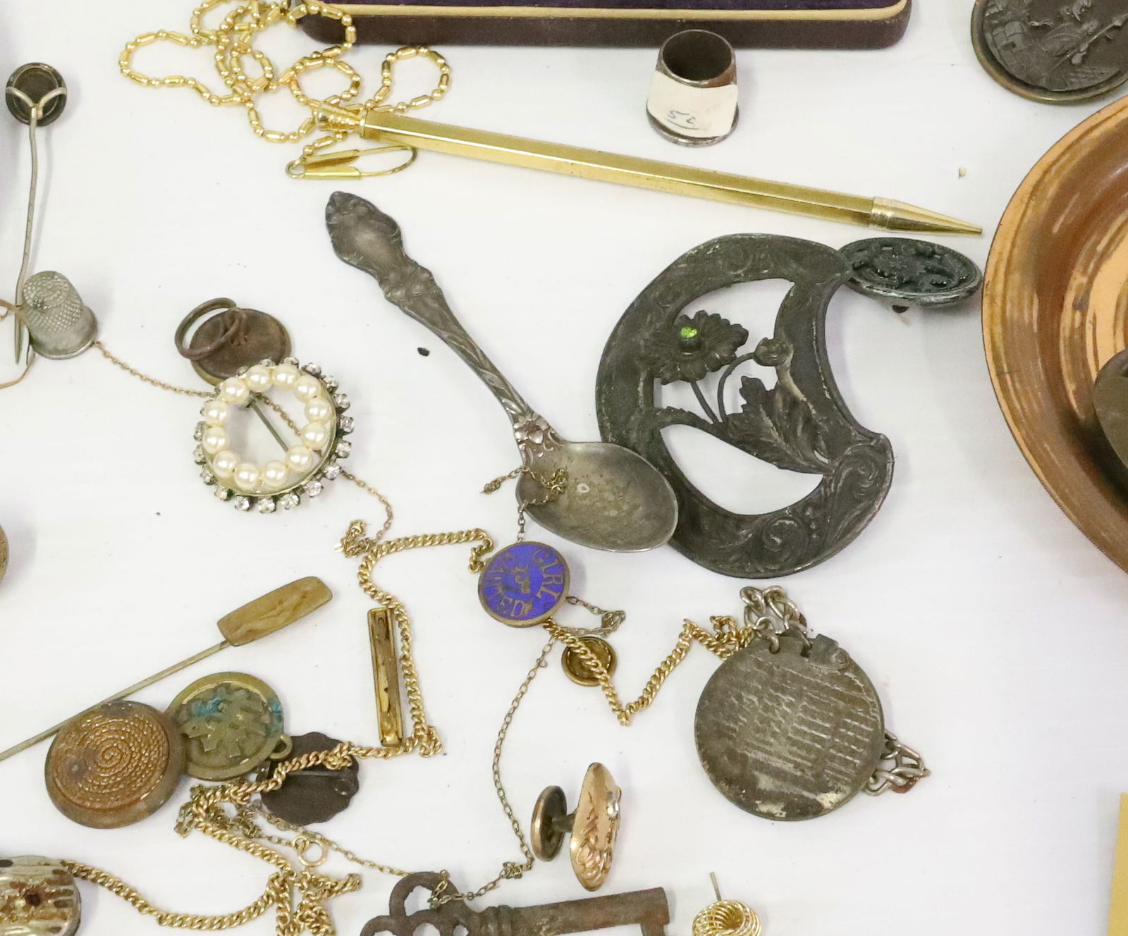 MISCELLANEOUS LOT - 6