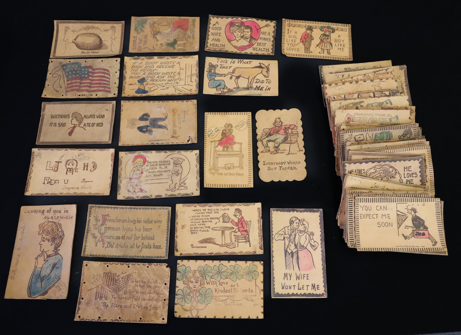 LOT OF LEATHER POSTCARDS (1 of 6)