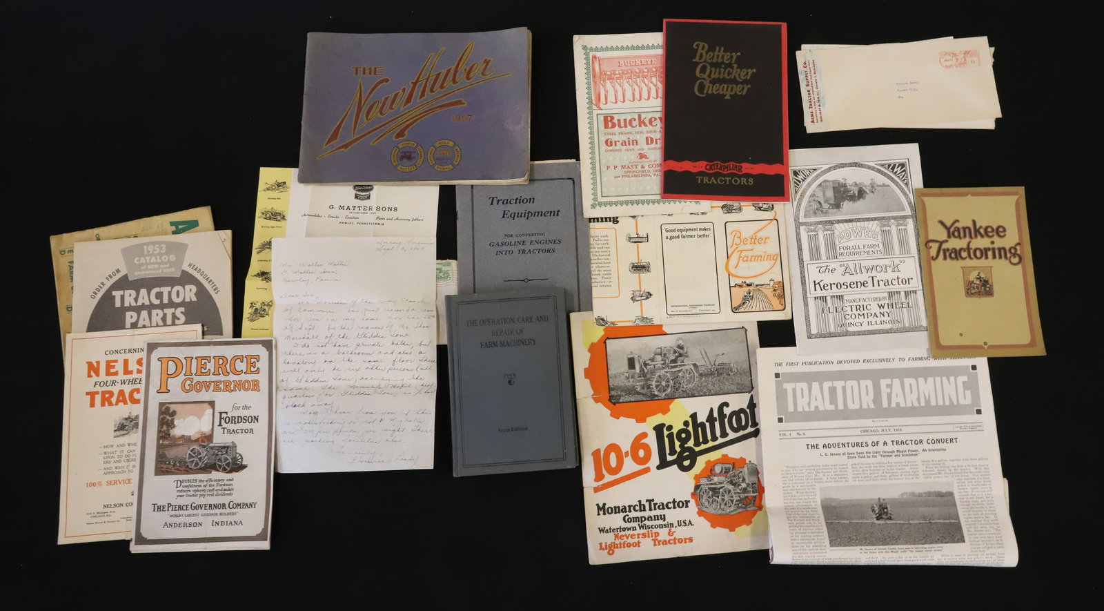 LOT OF FARM MACHINERY BROCHURES / PAMPHLETS (1 of 4)