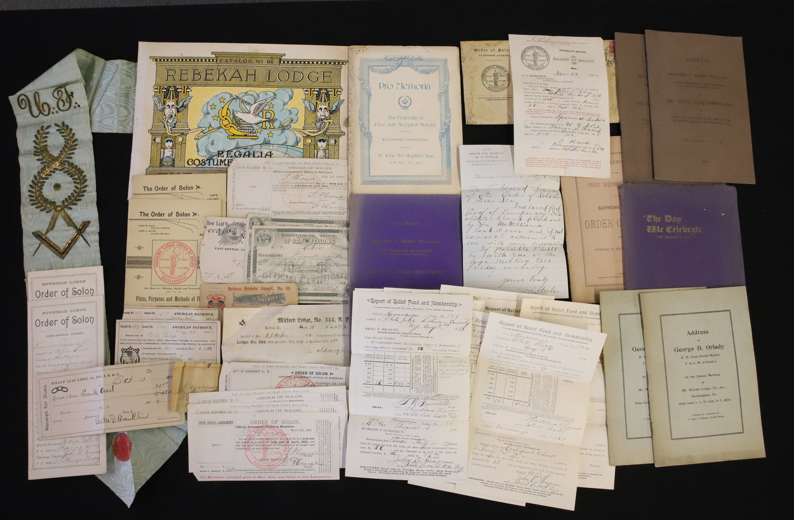 LOT OF LODGE RELATED PAPERGOODS (1 of 6)